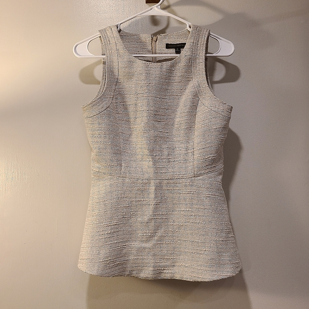 Banana Republic sleevless cream top